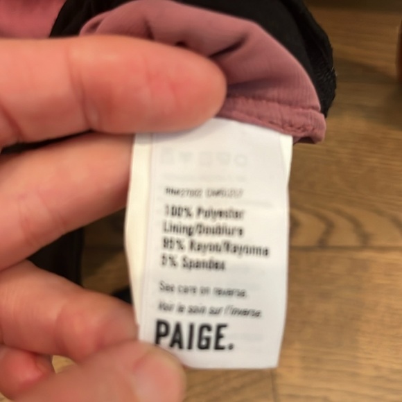 Paige Sevynne Surplice V Neck Shirt Bodysuit Silky Satin Long Sleeves Top L $179 - Picture 9 of 9